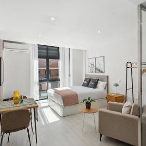 Studio met een King Size Bed